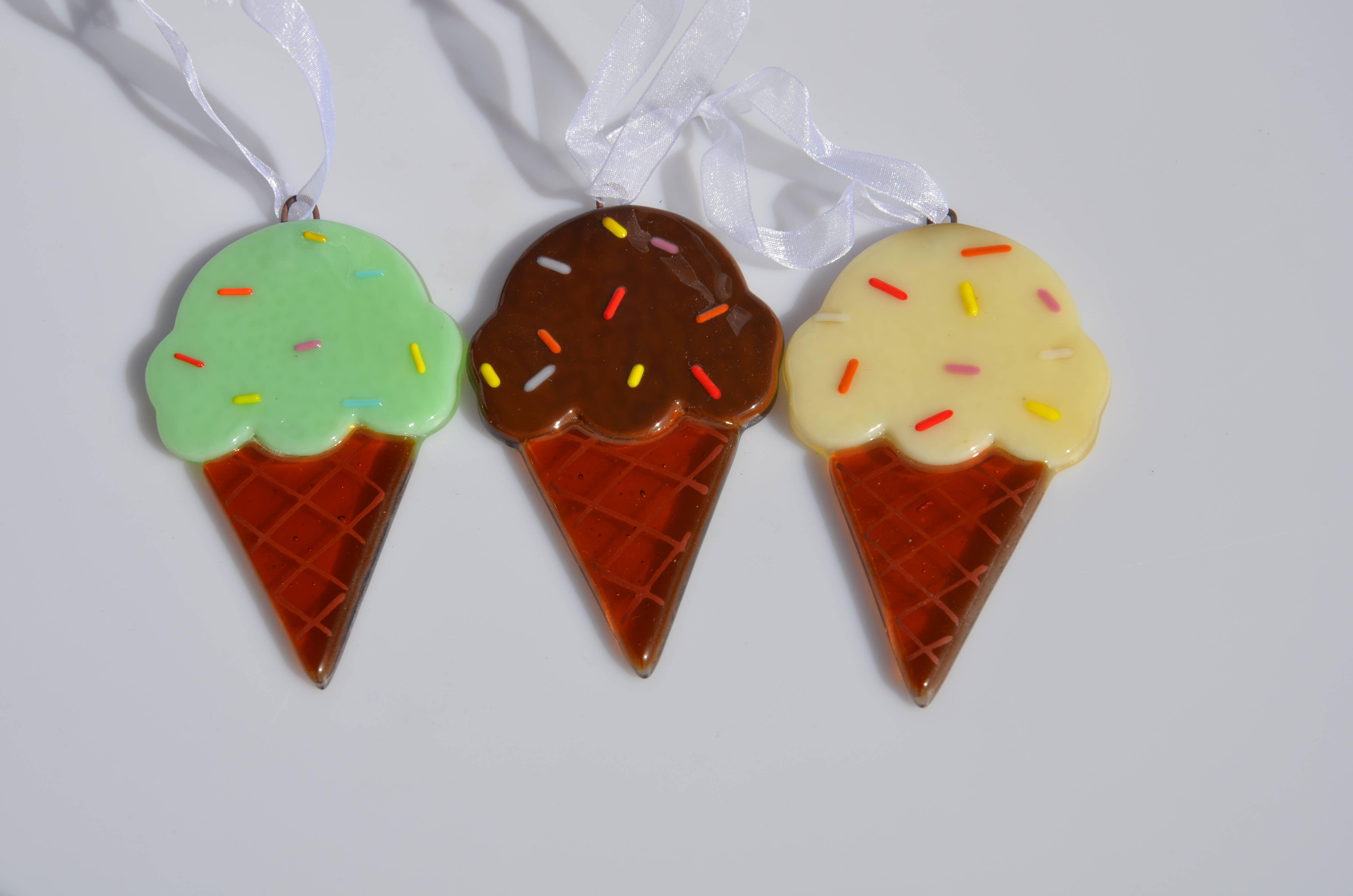 Pam Peters Designs – wholesale Ornament – Handmade Fused Glass Ice Cream Decorations3