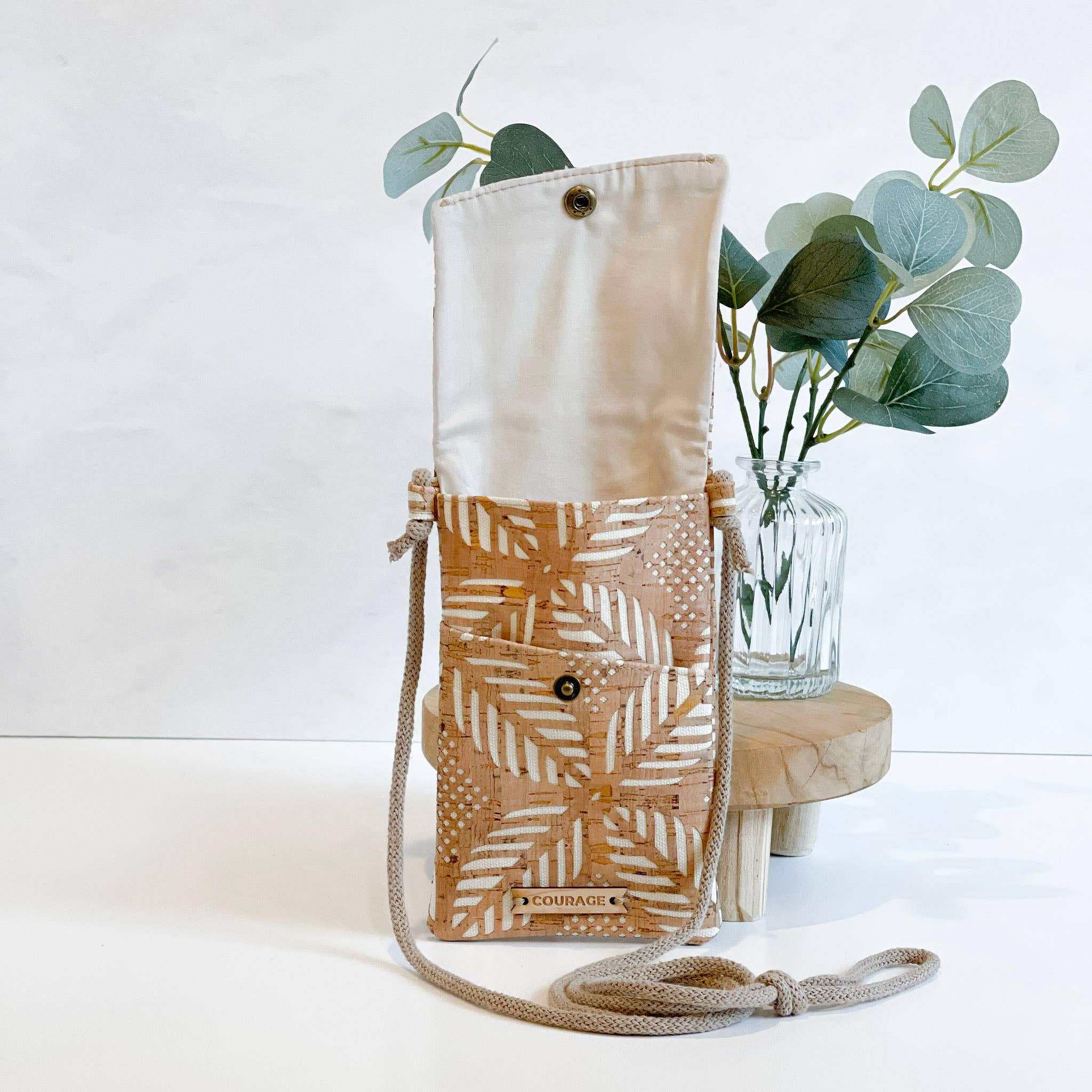 Carry Courage - Wholesale Phone Wallet - Women's - DAYDREAMER phone sling | CREAM1