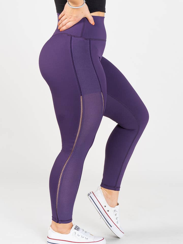 Leggings capacitadas com recortes - roxo por atacado de Curves N Combat Boots