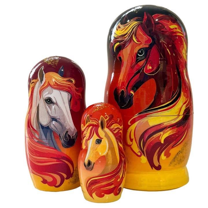 Muñeca Rusa de Caballo Espíritu de Fuego 3 piezas/10 cm para venta al por mayor de Golden Cockerel