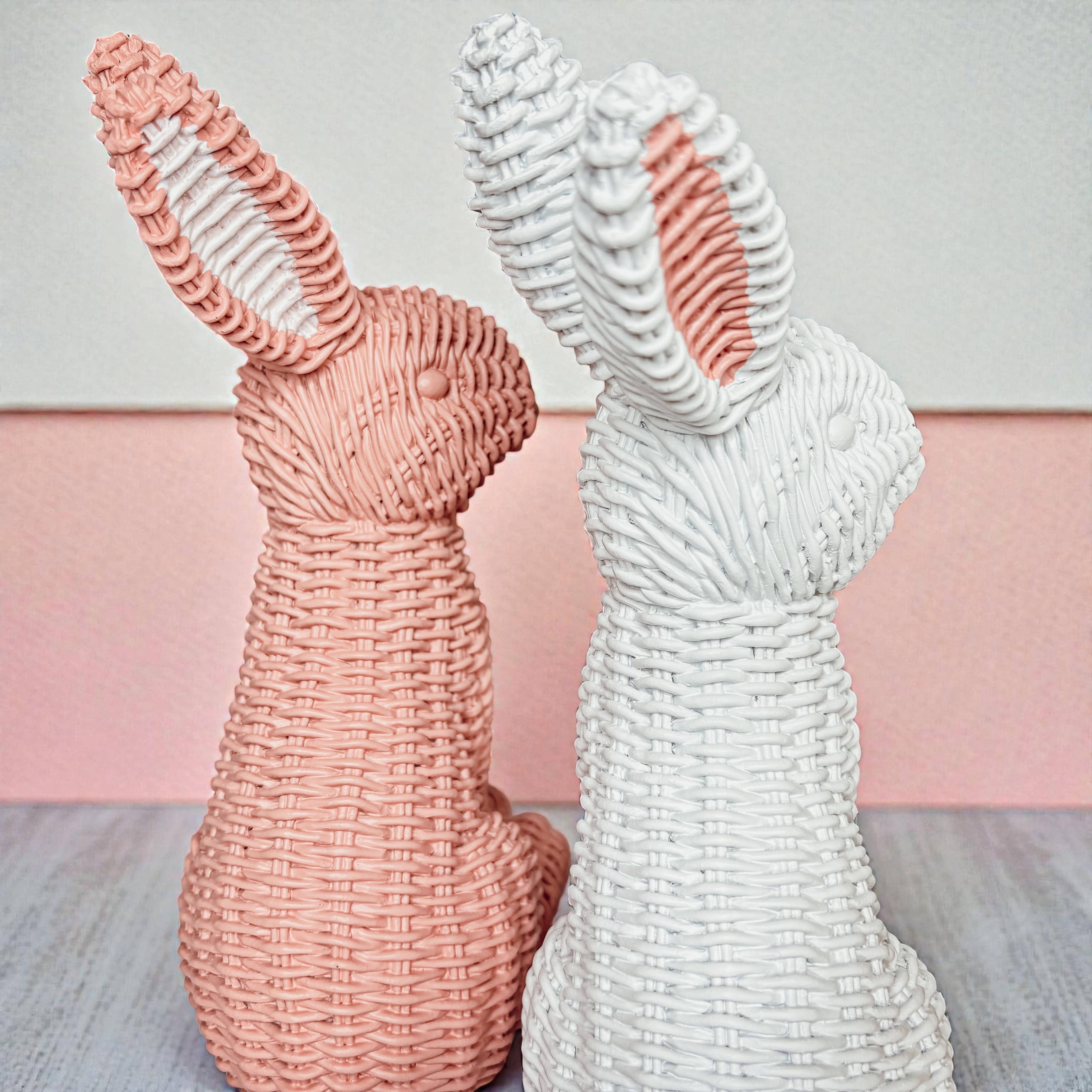Gia Roma - Wholesale Sculpture - Easter Farmhouse Home Decor, Resin Bunny Figurine Rattan 15