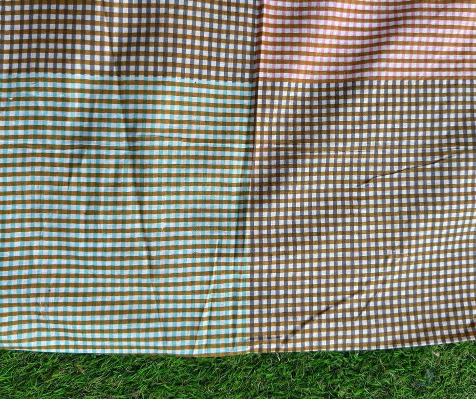 GYPSY STUDIO - Vente Peintures pour tissu - Tissu imprimé floral en coton à motif carreaux vendu au mètre0