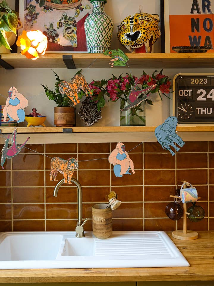 Guirnalda cosida en la jungla para venta al por mayor de East End Press (UK/EU/AU/NZ)