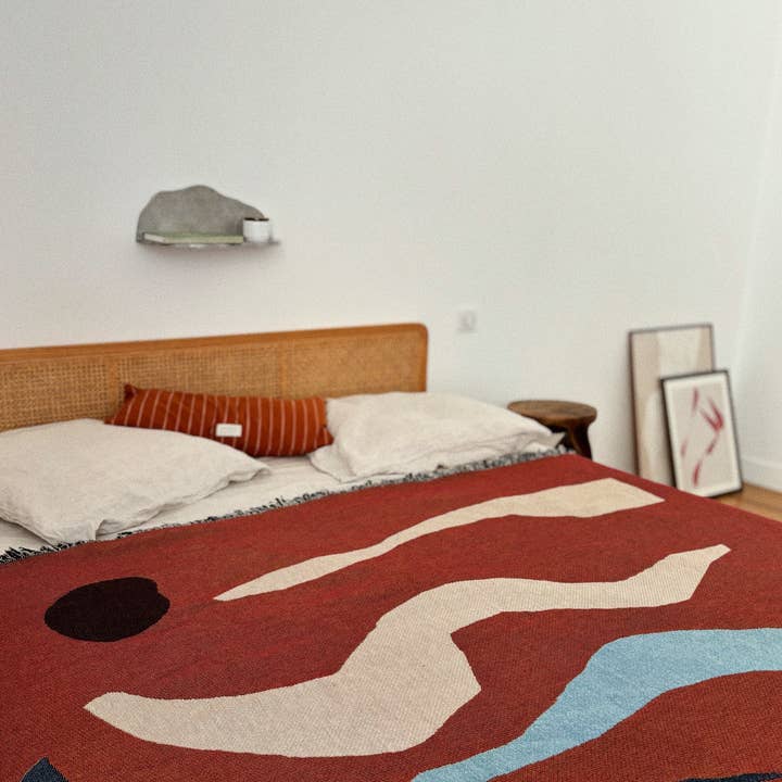 Sacrée Frangine - Wholesale Throw Blanket - Dancing Red - Woven Blanket