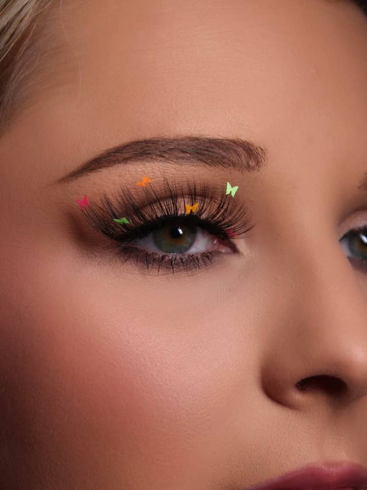 Flutter Neon Lash XL for wholesale by Splashes Lashes