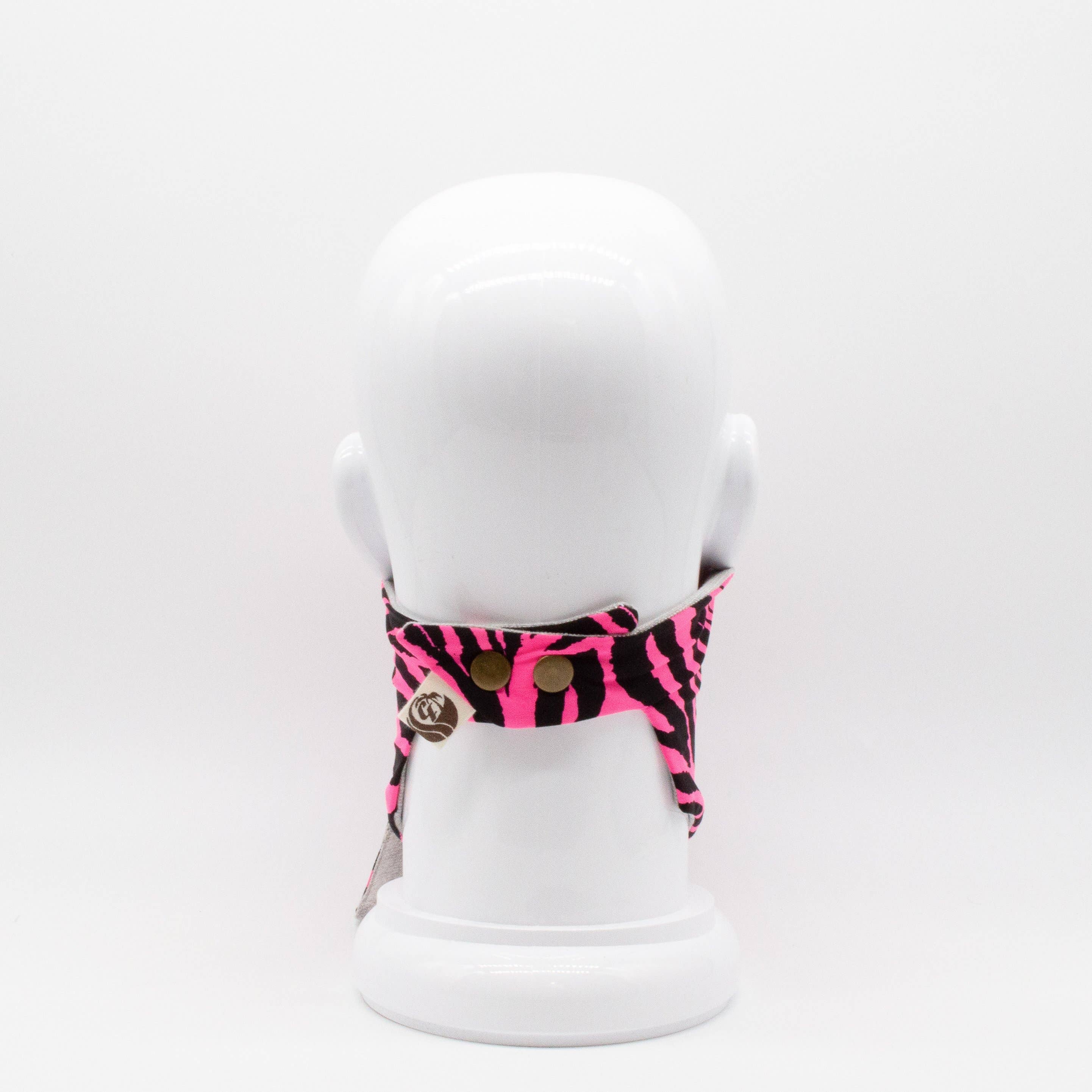 Maskdanna by Califortunate - Wholesale Non-Medical Disposable Mask - MASKDANNA URBAN ZEBRA NEON PINK2