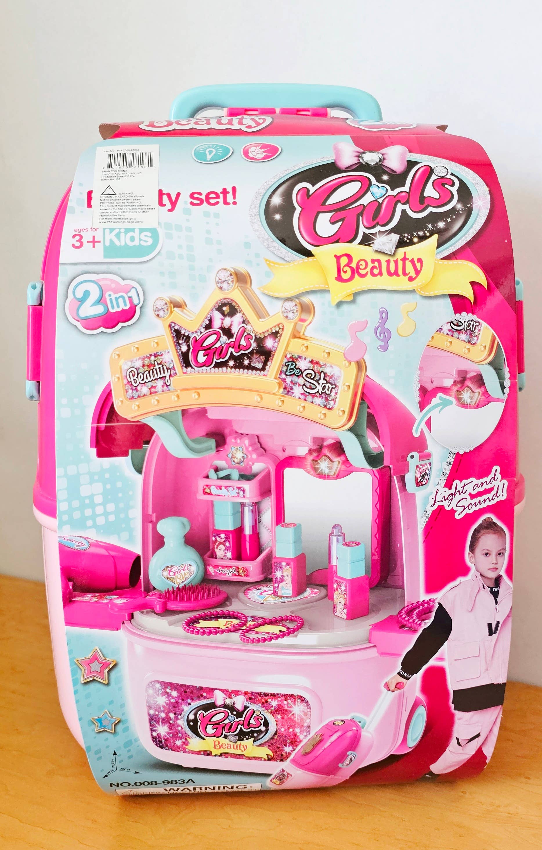 Family 8 Toy Company - Wholesale Toy set – Kids - 2 in 1 Beauty Set Little Luggage0