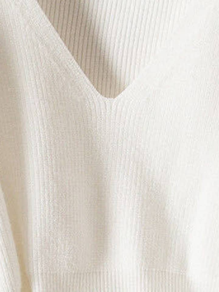 safistyle - Wholesale Blouse - Women's - Smocked Sleeveless Top2