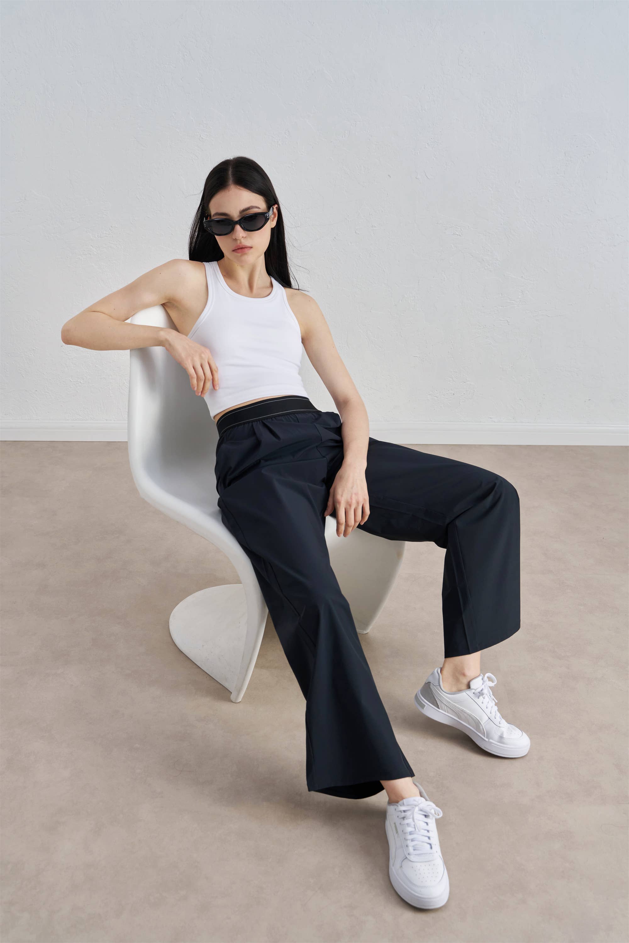 91thelabel - Wholesale Athletic Pants - Women's - Blair Contrast Waistband  Ultra Relaxed Wide-Leg Active Pant7