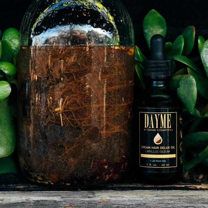 Huile de croissance des cheveux avec huile de romarin et de pépins de courge plus 16 herbes pour la vente par DAYME COSMETICS