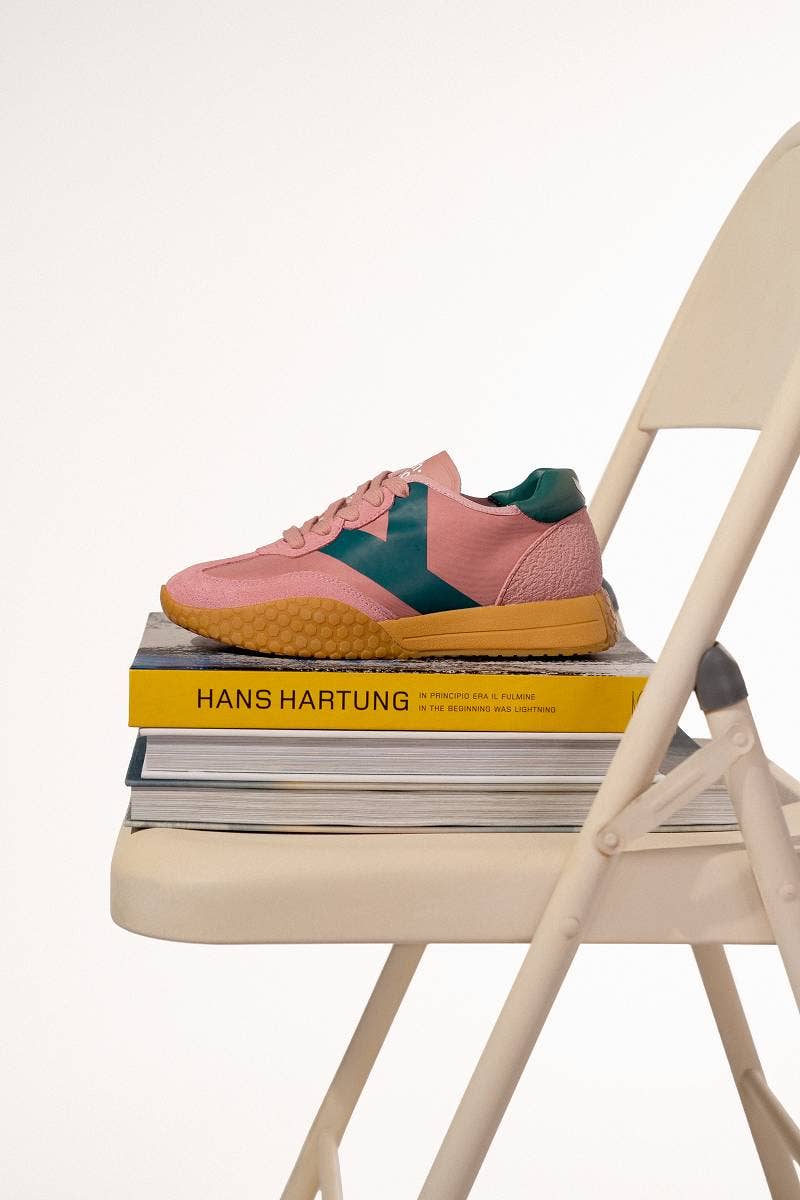 KEH-NOO - Wholesale Lifestyle Sneakers - Men's - Contemporary Vintage Italian Designed Sneakers - The Choco21