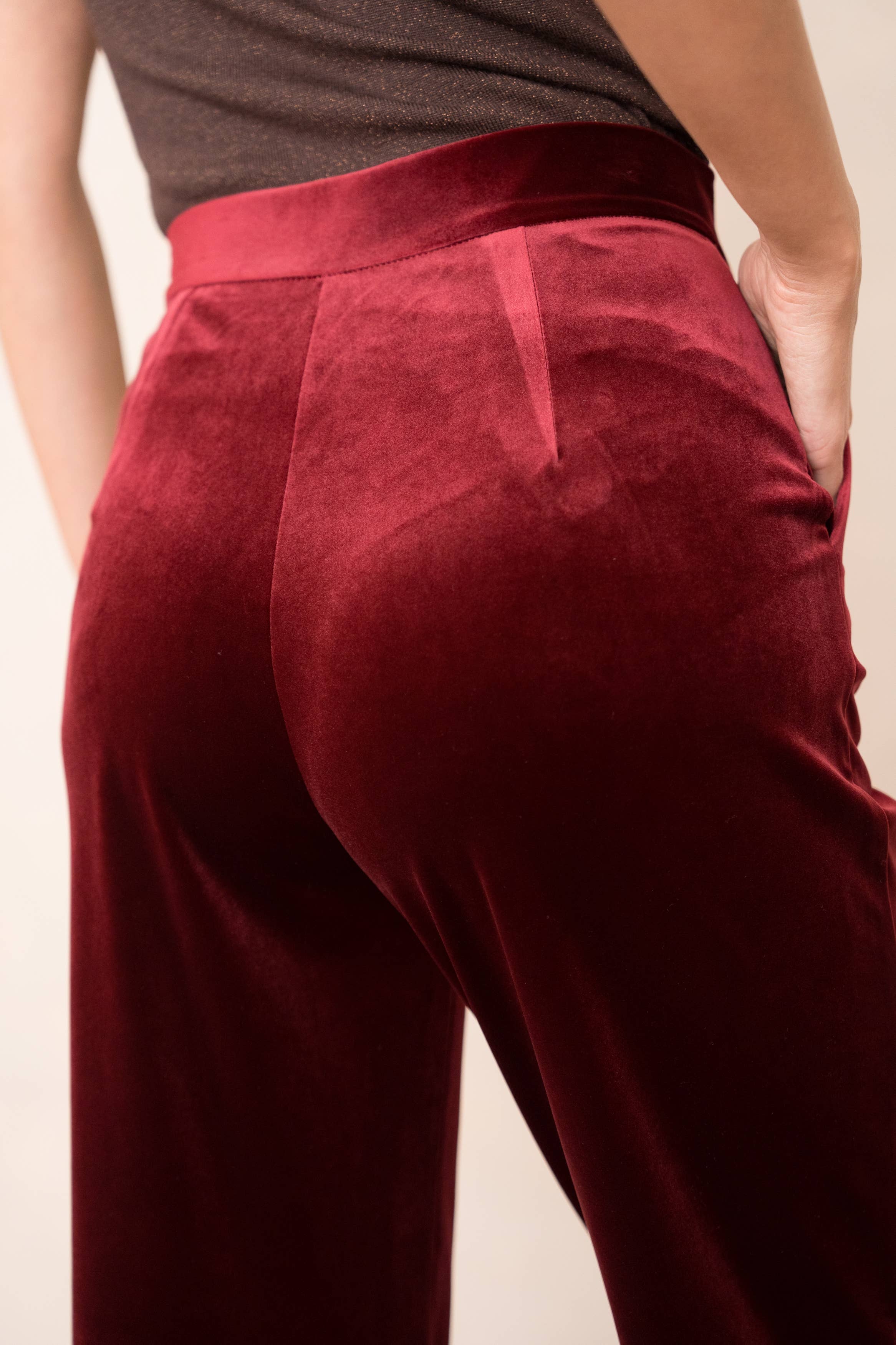 Attentif Paris - Vente Pantalon – femme - Pantalon Velours coupe droite26