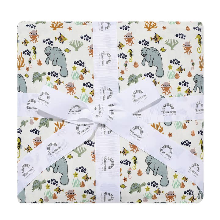 Manatee Bambou Jumeau Jeté de Couverture Cadeau de Luxe pour la vente par Emerson and Friends