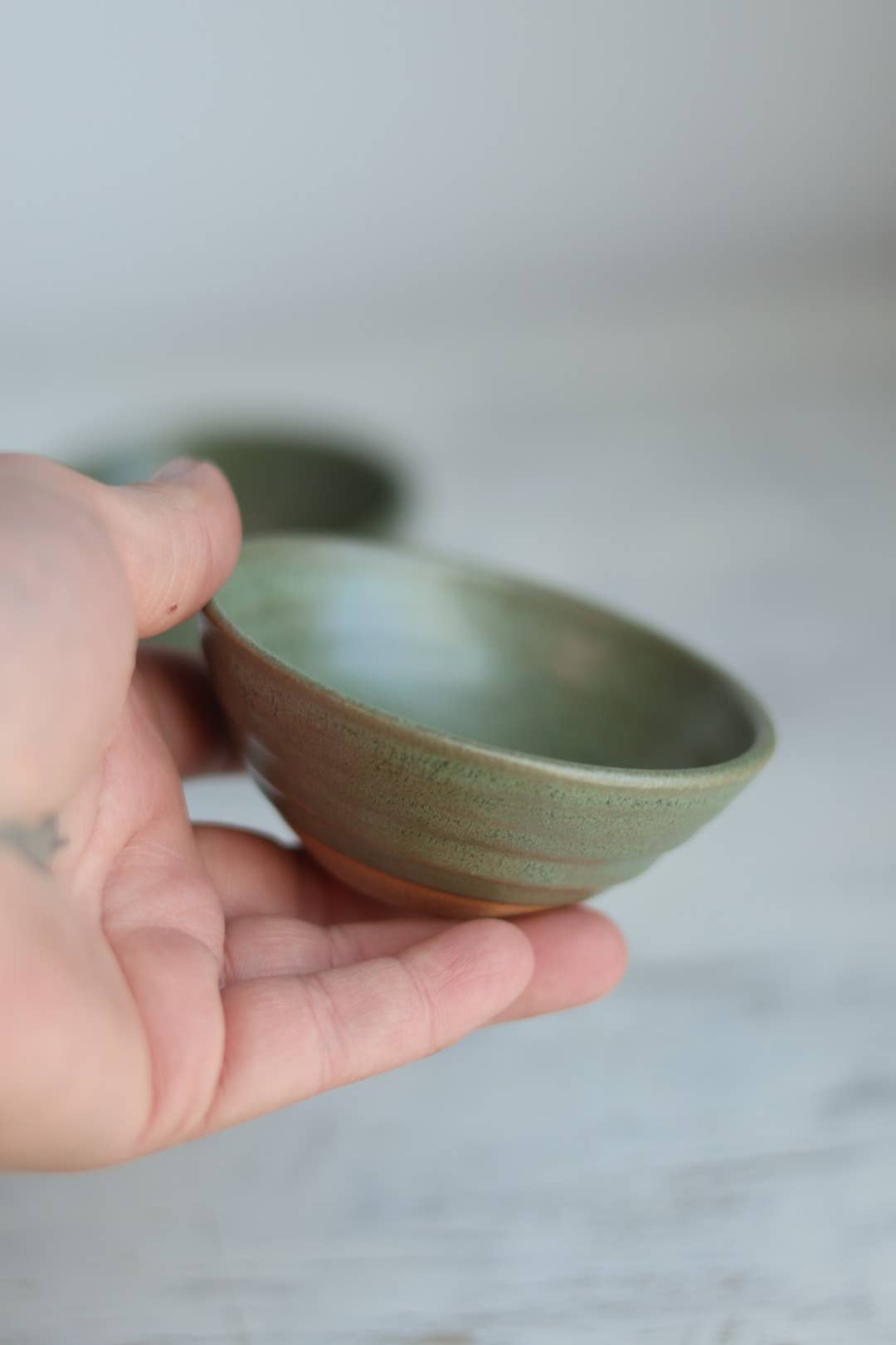 Gravesco Pottery – wholesale Skål – Artist Choice små skålar i 4 färger | Handgjord keramik9