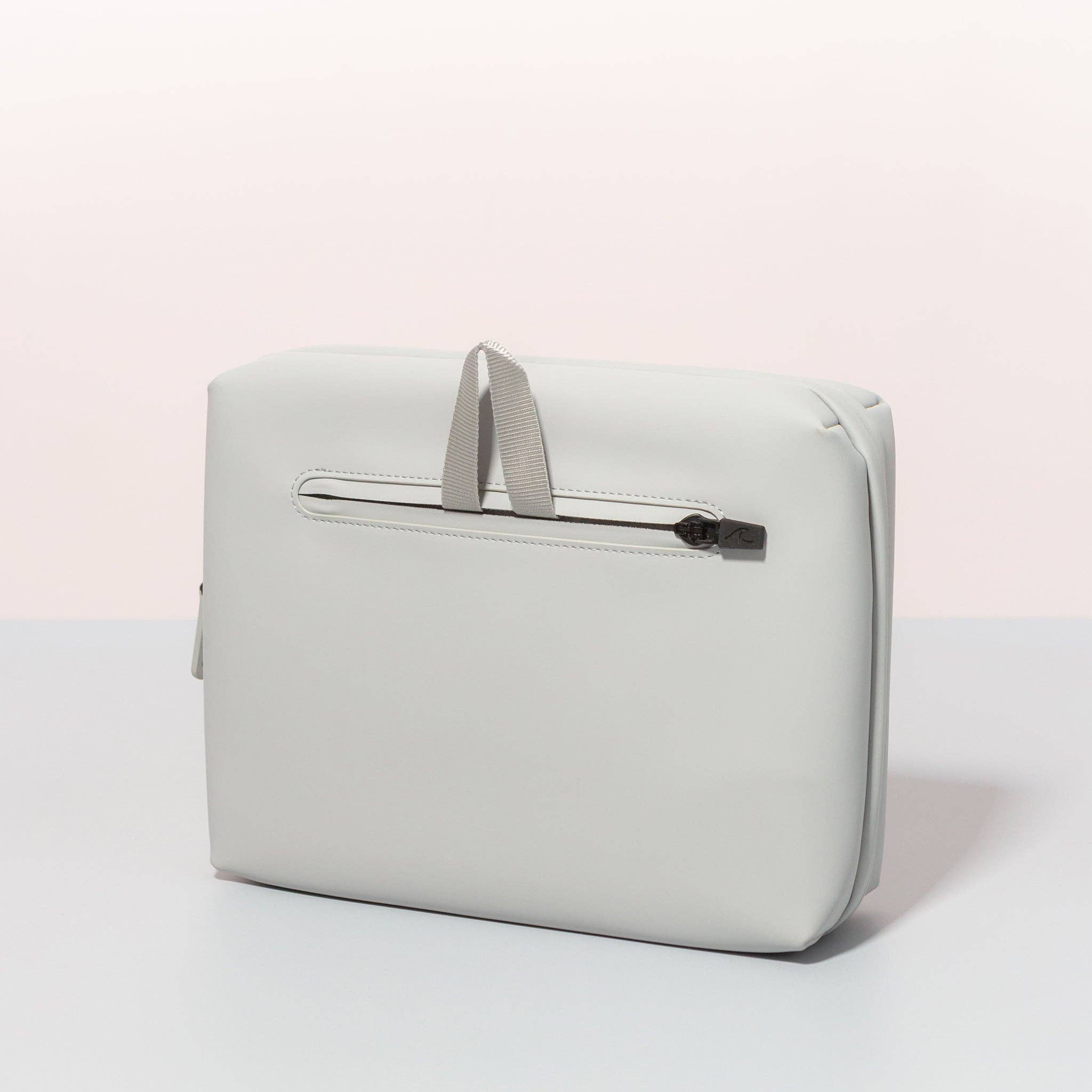 OneNine5 - Wholesale Toiletry Bag - Women's - Eco Travel Wash Bag, Moeraki Grey5