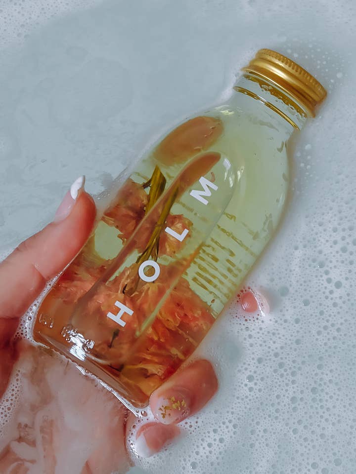 HOLM 'Chill Me Out' Bath Oil for wholesale by House of Lady Muck (HOLM)
