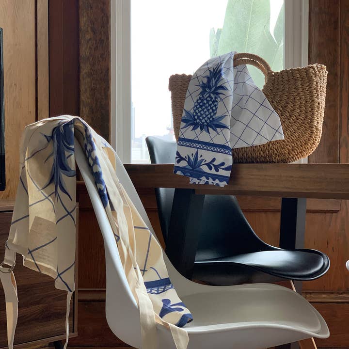 Peking Handicraft - Vente Torchons - Torchon de cuisine à motif d'ananas bleu - Sally Eckman Roberts4