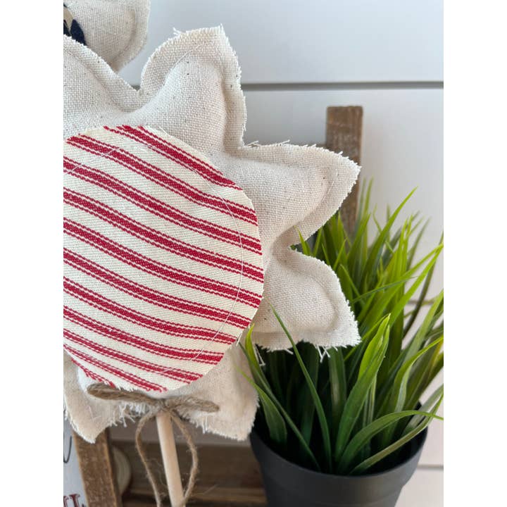 Kate + Em - Wholesale Decorative Tabletop Object - 2pc. Rustic 4th of July Sunflower Set - Vintage