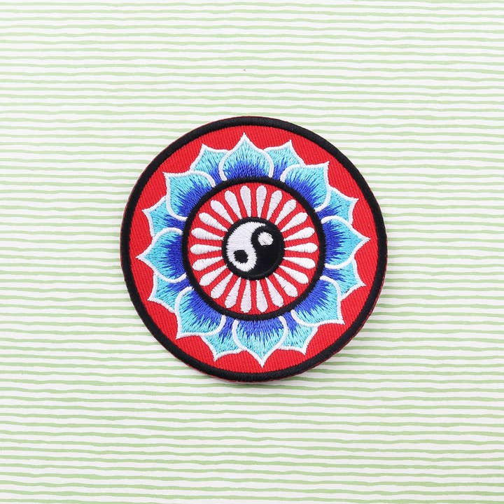 Tribal Trade GmbH - Wholesale Patch - Yin Yang Flower Patch7