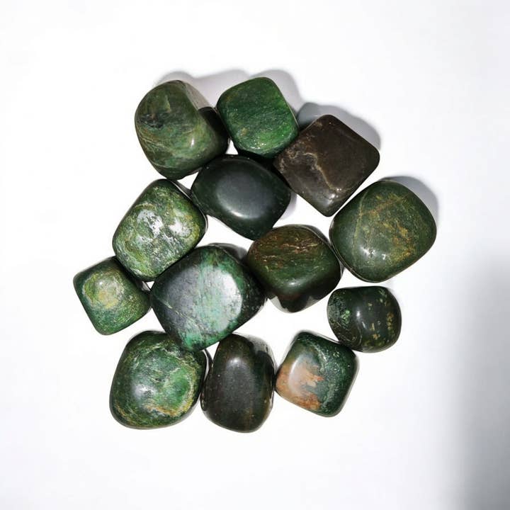 Jade Verde Canto Rodado – Equilibrio y Suerte para venta al por mayor de Magic Moon