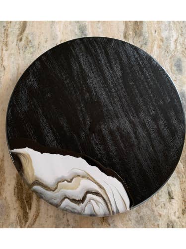 23" Mangue Noire Paresseux Susan pour la vente par Nikita Fine Art LLC