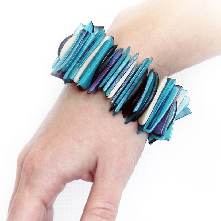 Muichic Natural Jewelry – Engroshandel Perlearmbånd – Håndlavet let armbånd i tagua - fair trade4