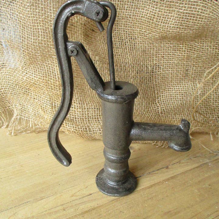 CAST IRON WELL PUMP CISTERN, 8.5" (DECOR ONLY) for wholesale by Midwest Craft House