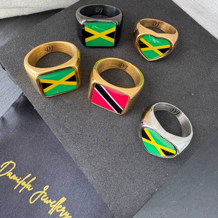 Opret din egen tilpassede flagring for engroshandel hos Damilola Jewellery