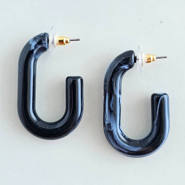 Joanna Hoops - Noir // Bijoux, Automne, Boucles d'oreilles pour la vente par Spiffy & Splendid