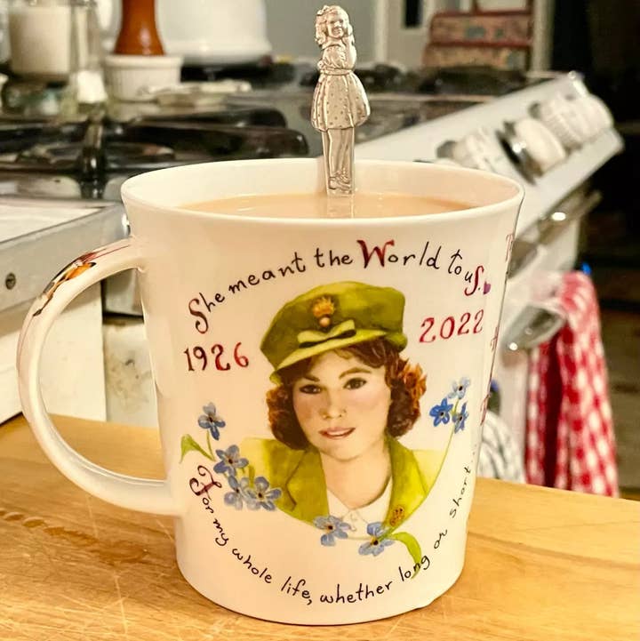 Susan Branch Studios - Wholesale Coffee Mug - 16 Oz. Queen Cup0