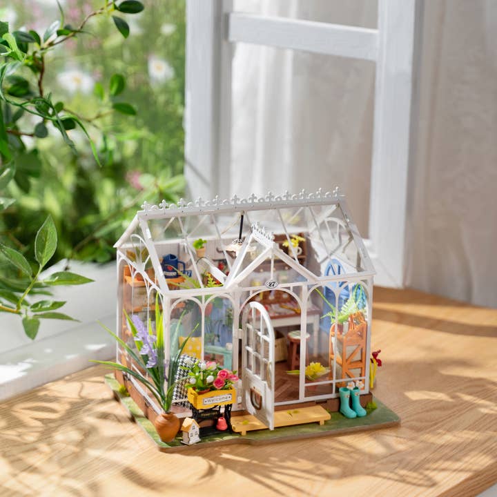Hands Craft - Wholesale DIY Craft Kit - DIY Miniature House Kit: Dreamy Garden House3
