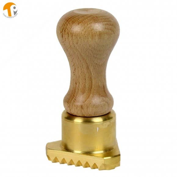 Tagliapasta – Engroshandel Pastamaskine – Trekantet messing skimmel til ravioli med automatisk ejektor1