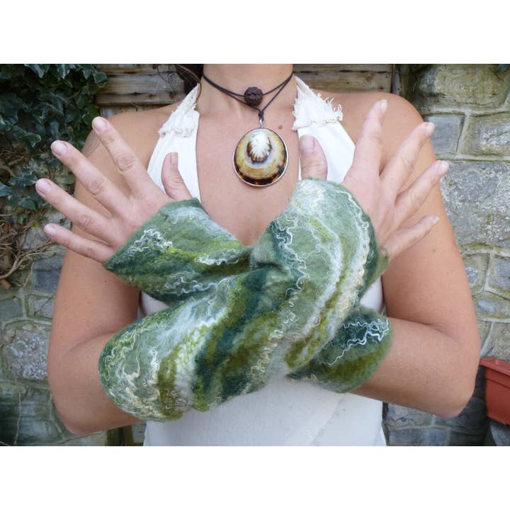 Elfn – wholesale Hand warmer – Hand made merino Wool wrist Warmers