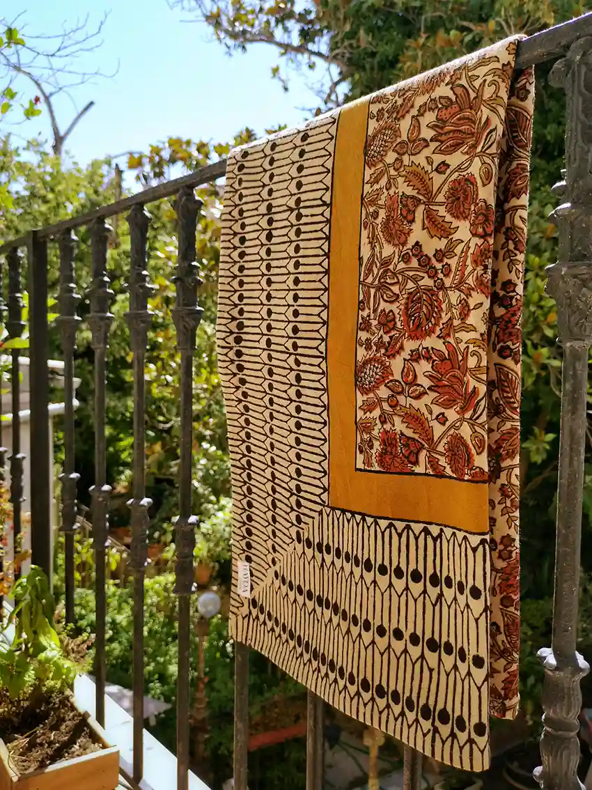 Nayda Diaries - Wholesale Tablecloth - Indian plaid Agra printed block print flower table tablecloth15