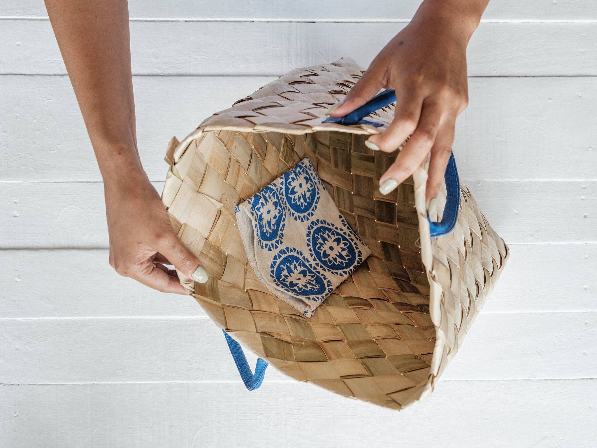 Rise Beyond the Reef - Wholesale Tote Bag - Women's - Handwoven Carry Bag18