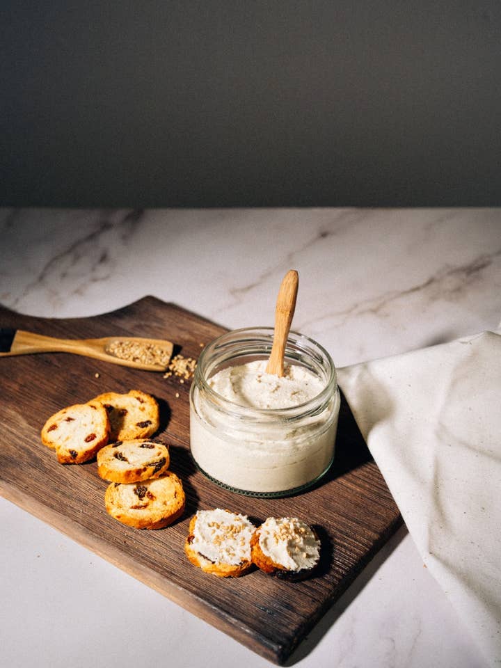 NO QUESO CREMA VEGANO ORIGIN +PREOTEIN 170G para venta al por mayor de GOURMET VEGAN S.L