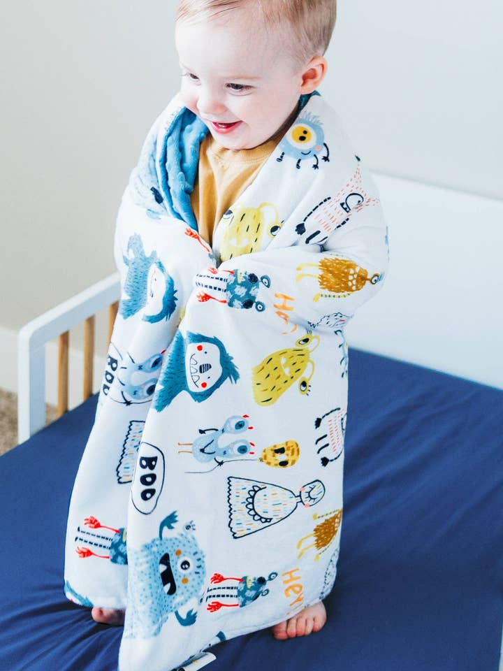 Amis monstres pour la vente par Shake Rattle and Sew