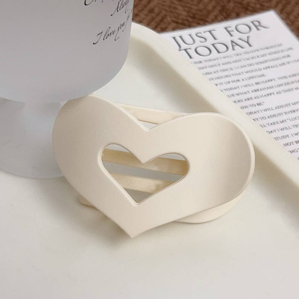 Dipped Shop - Wholesale Hair Clip - Women's - Stylish Flat Hair Heart Claw Clip DP25E8913