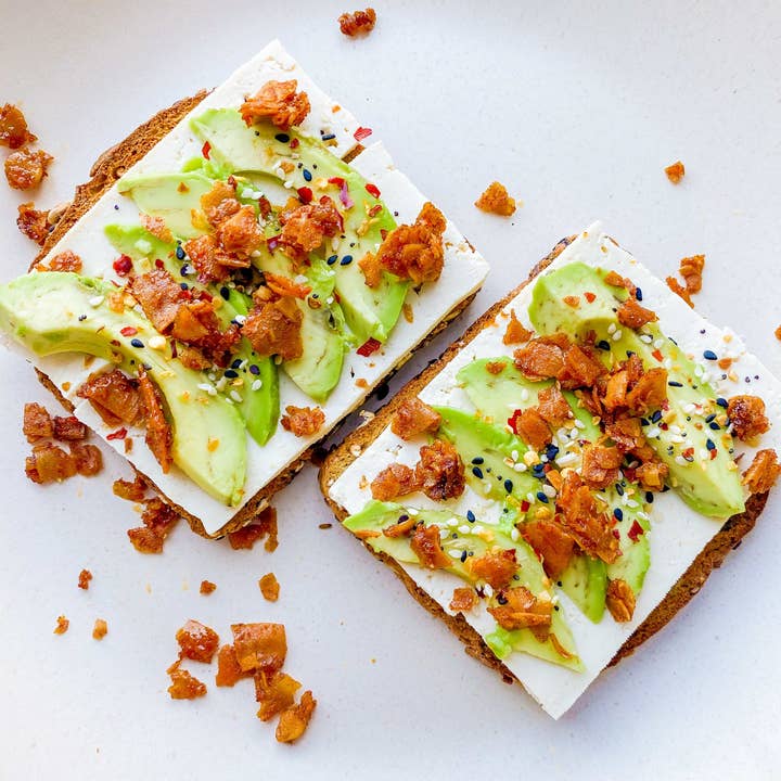 Madly Hadley - Wholesale Shelf Stable Prepared Meal - Original Plant-Based Bacon Bits3