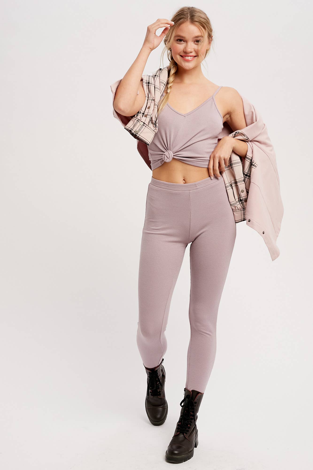 Listicle – Großhandel Loungewear-Set – Damen – Geripptes Strick-Cami & Leggings-Lounge-Set12