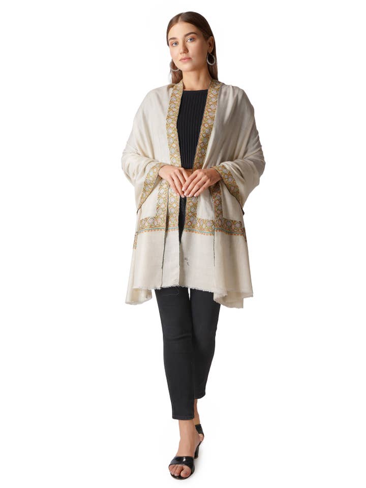 Pashmina Shawl Handwoven Kashmiri Sozni Embroidery - Off White for wholesale by PASHWRAP