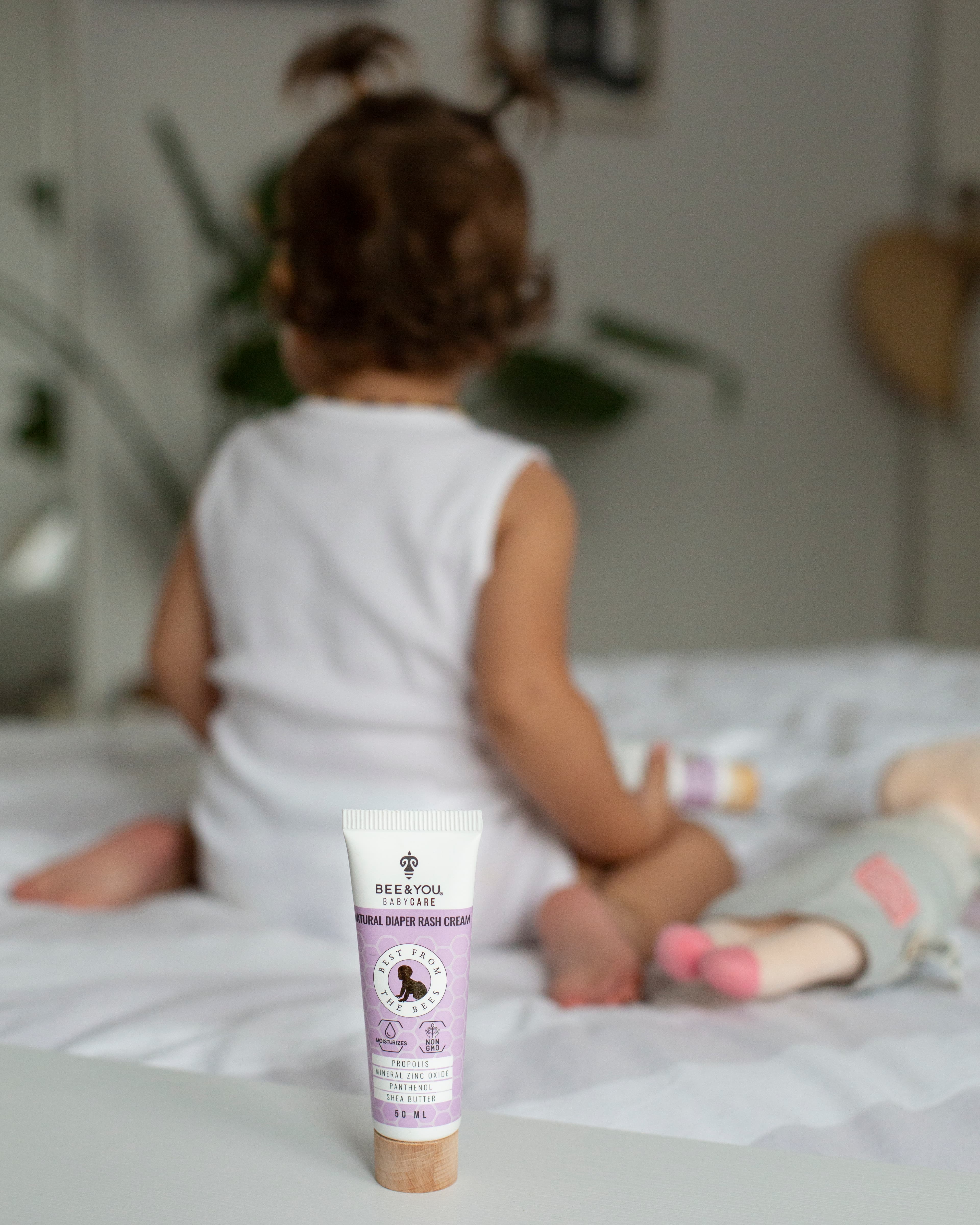 UANDU GmbH - Vente Crème pour le change - Apibaby crème naturelle pour l’érythème fessier avec propolis4