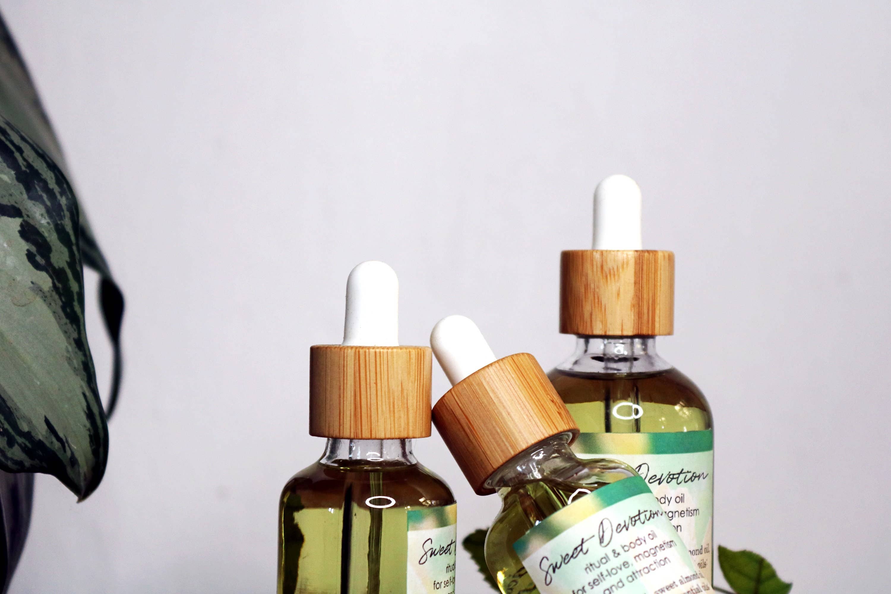 Ayamani Naturals – Engroshandel Bad/Kropsolie – Sweet Devotion Goddess krops- og ritualolie med sunstone8