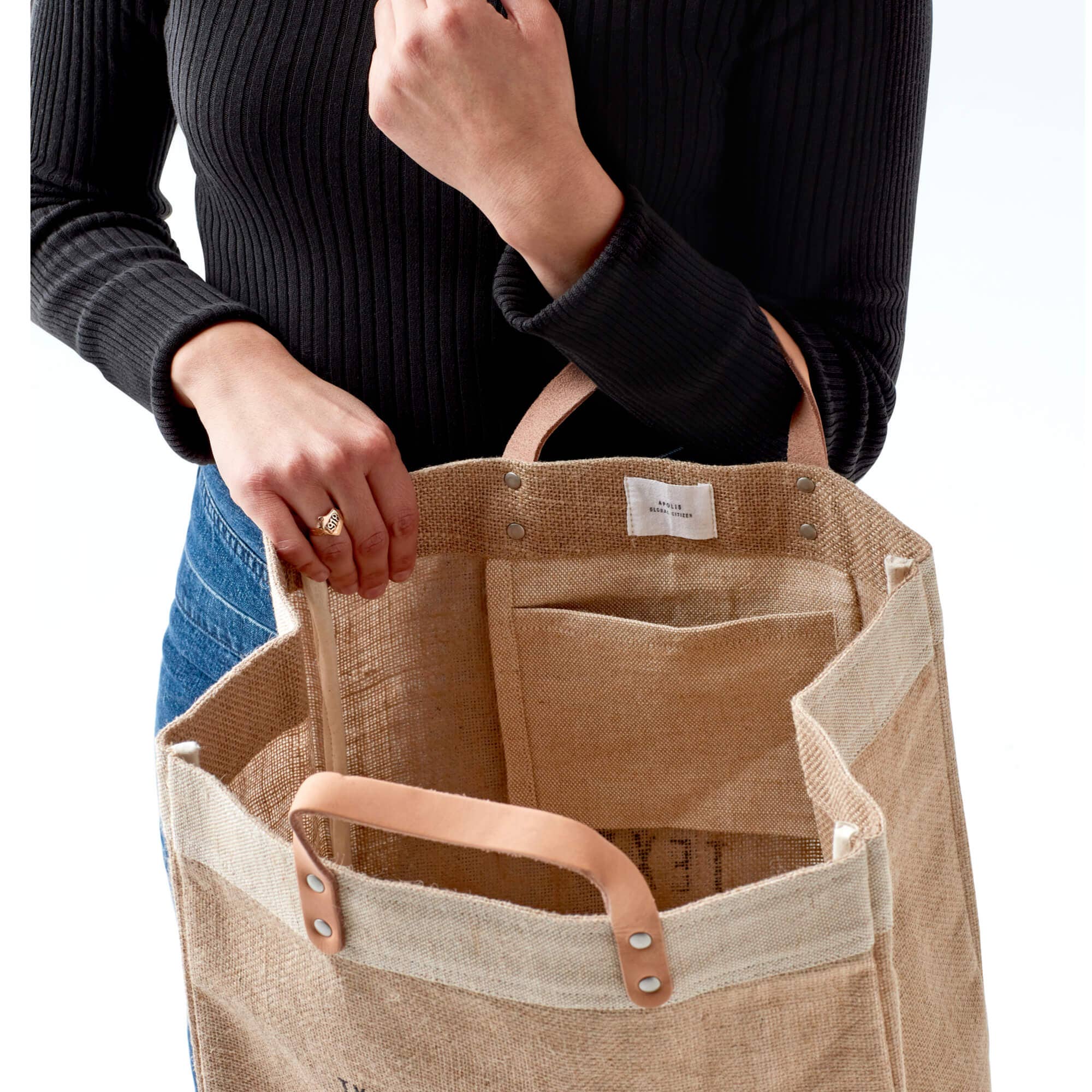 Apolis - Wholesale Tote Bag - Women's - Customize Market Bag in Natural (003NA)7