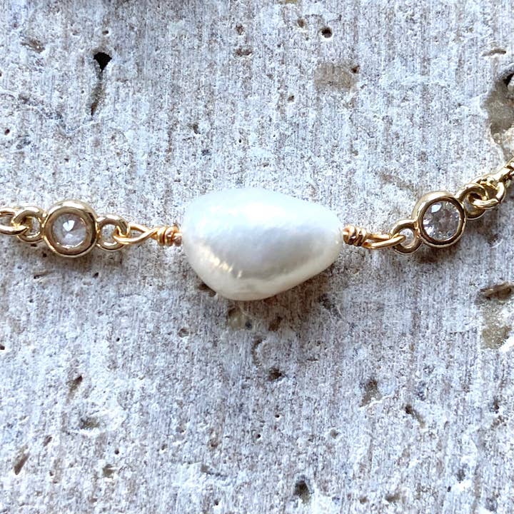 VB&CO Designs Handmade Jewelry - Wholesale Charm/Dangle Bracelet - White pearl with gold slider bracelet salon spa boutique