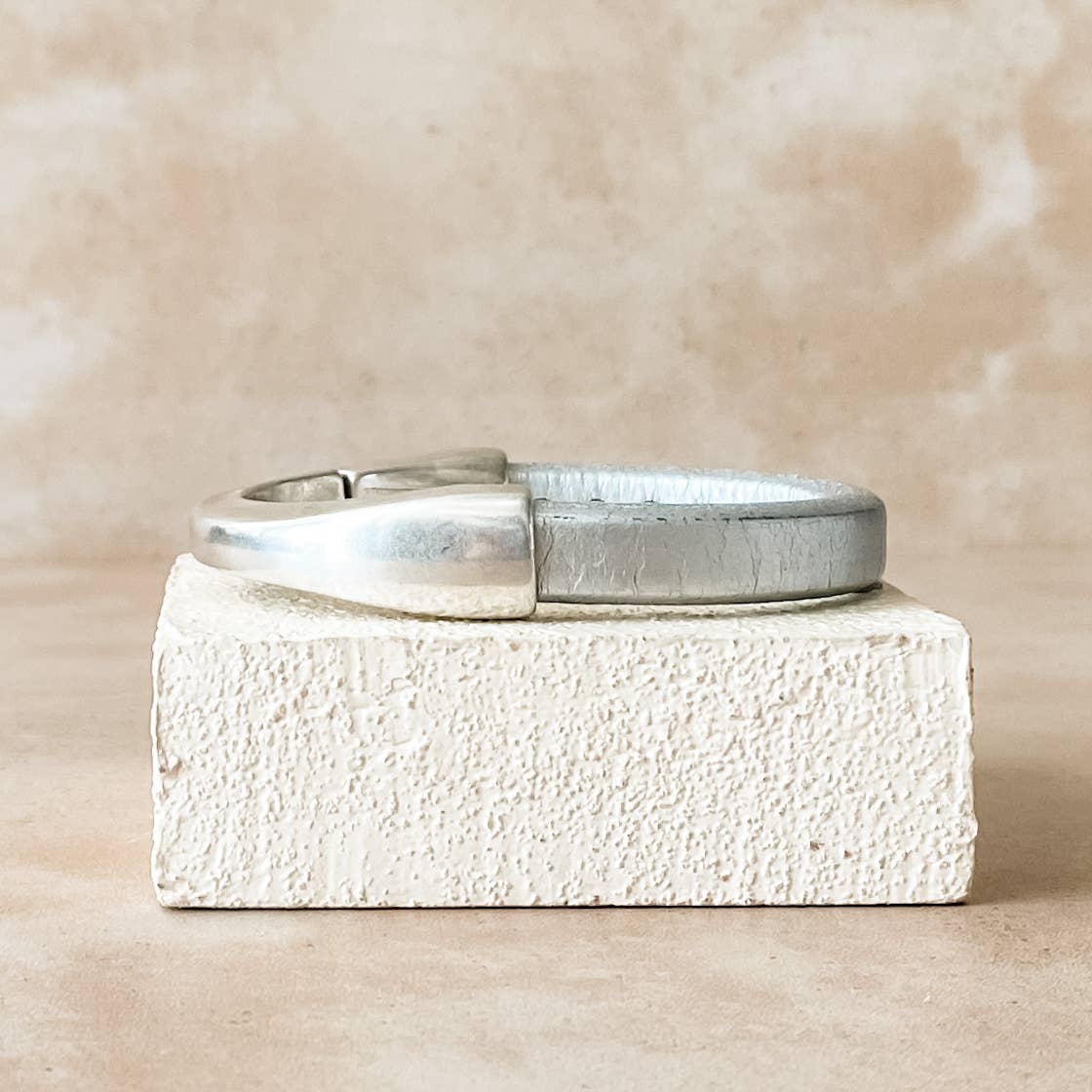 Diana Kauffman Designs - Vendita all'ingrosso Bracciale a polsino - Bracciale breakaway in pelle/Argento15