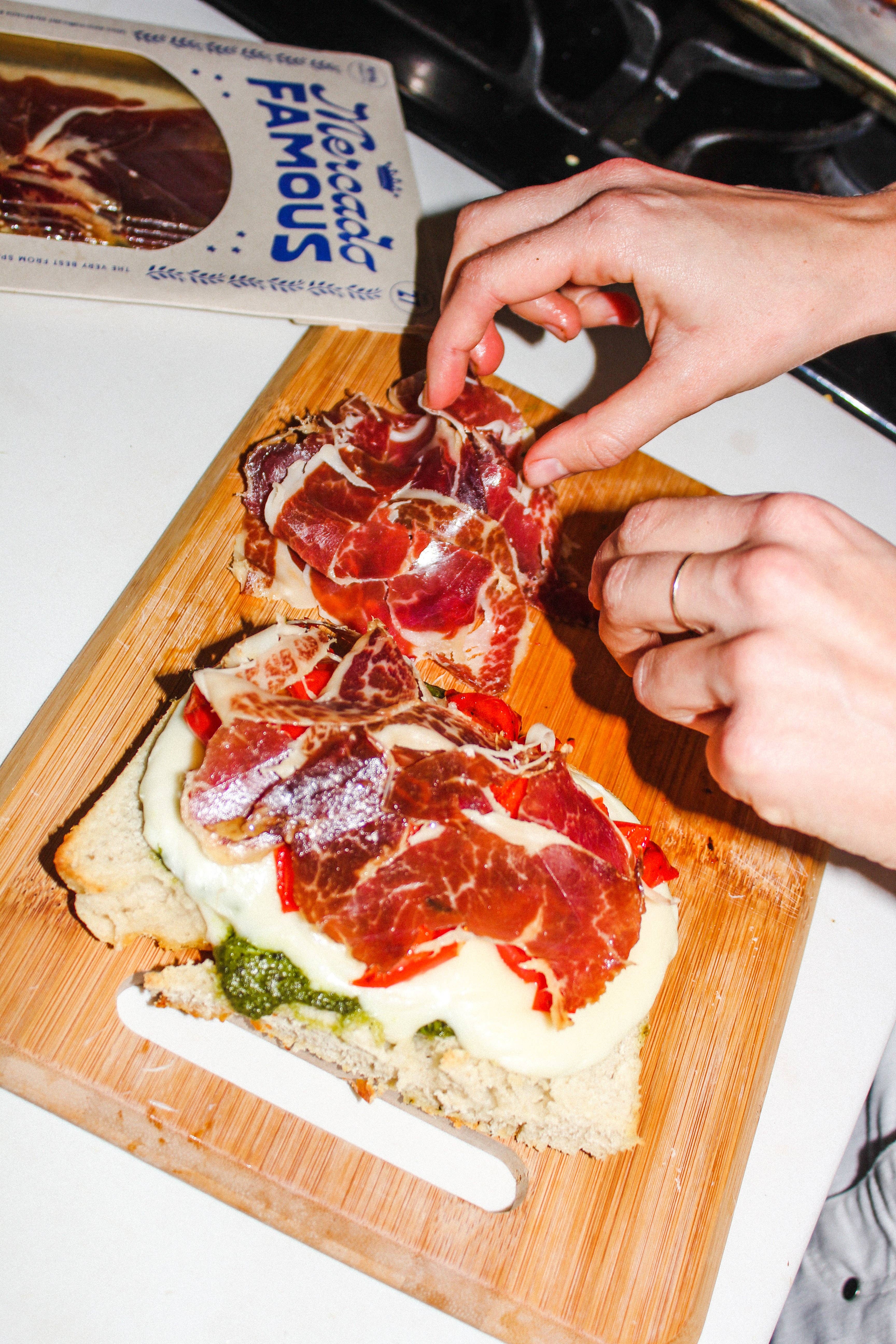 Mercado Famous - Wholesale Ham - Jamón 100% Iberico5