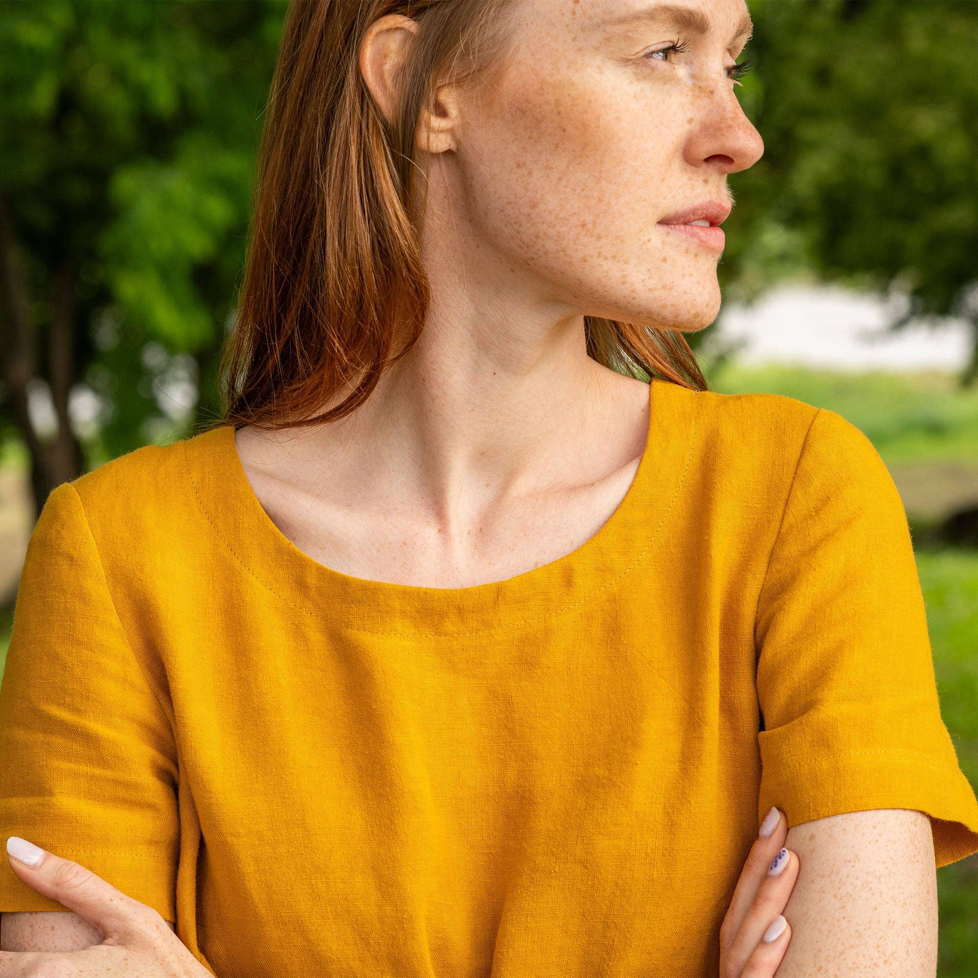 menique - Vente Robe – femme - Robe portefeuille en lin Milly - Manches courtes avec ceinture noeud pour l'été5