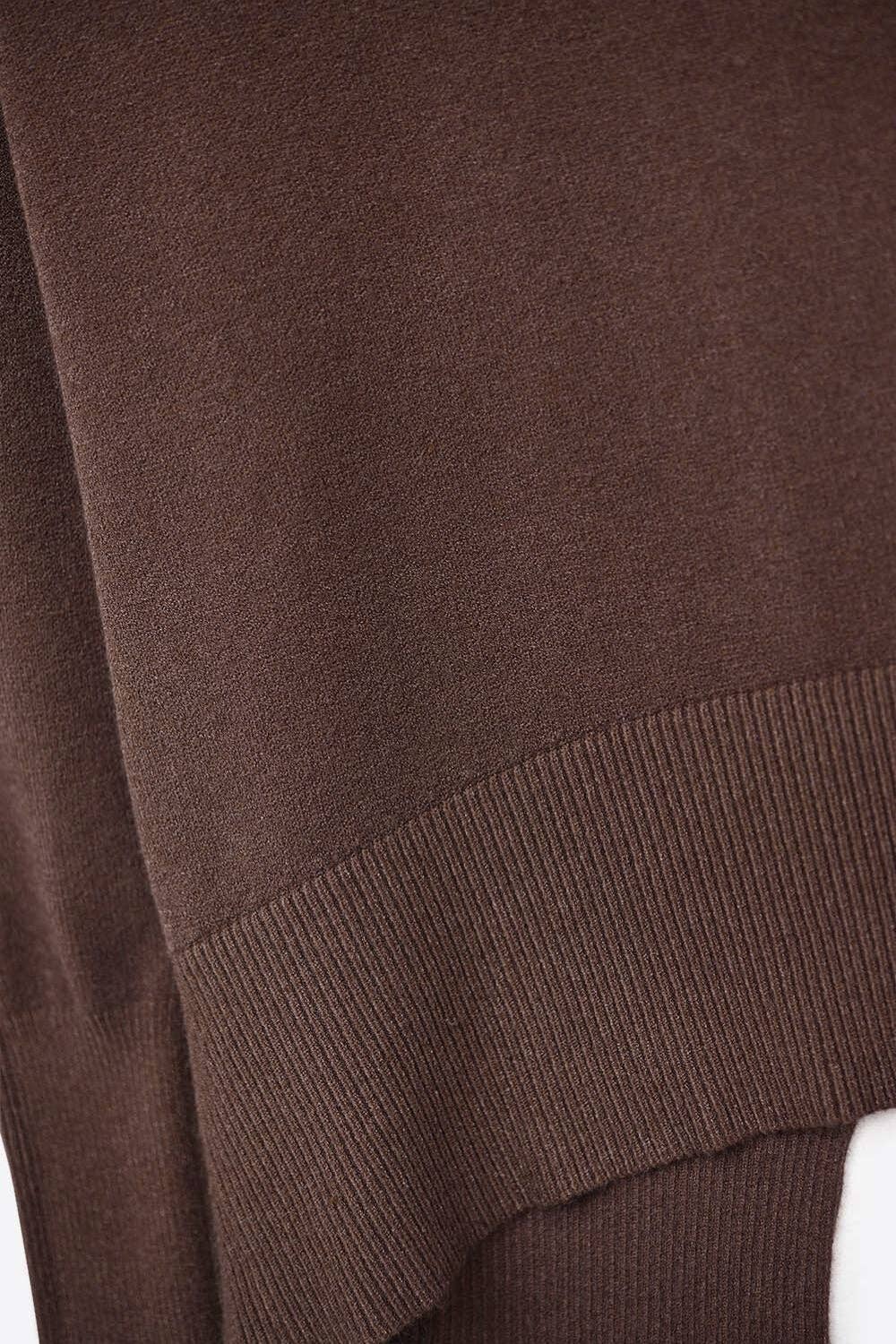 Loose brown sweater with open back detail for wholesale on Faire1