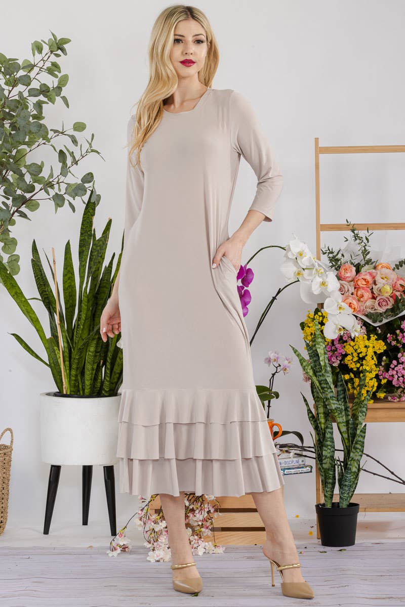 Celeste Clothing – Großhandel Kleid – Damen – Großgrößen-Midikleid mit gestuften Rüschen und 3/4-Ärmeln22